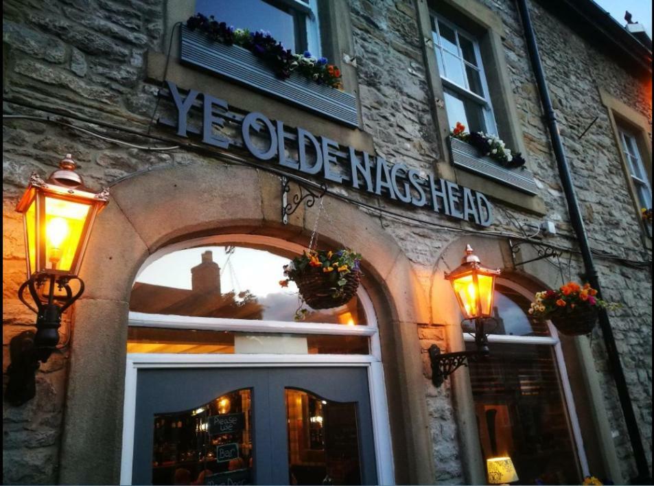 Hotel Ye Olde Nags Head Castleton  Exterior foto